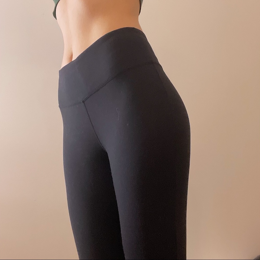 TSLA black yoga pants